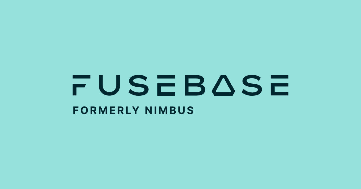 Logotipo de Fusebase antes Nimbus en fondo azul.